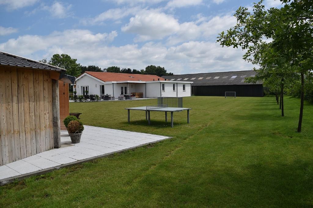 Herkenhoek 5 Bedroom Apartment Heeswijk-Dinther Экстерьер фото